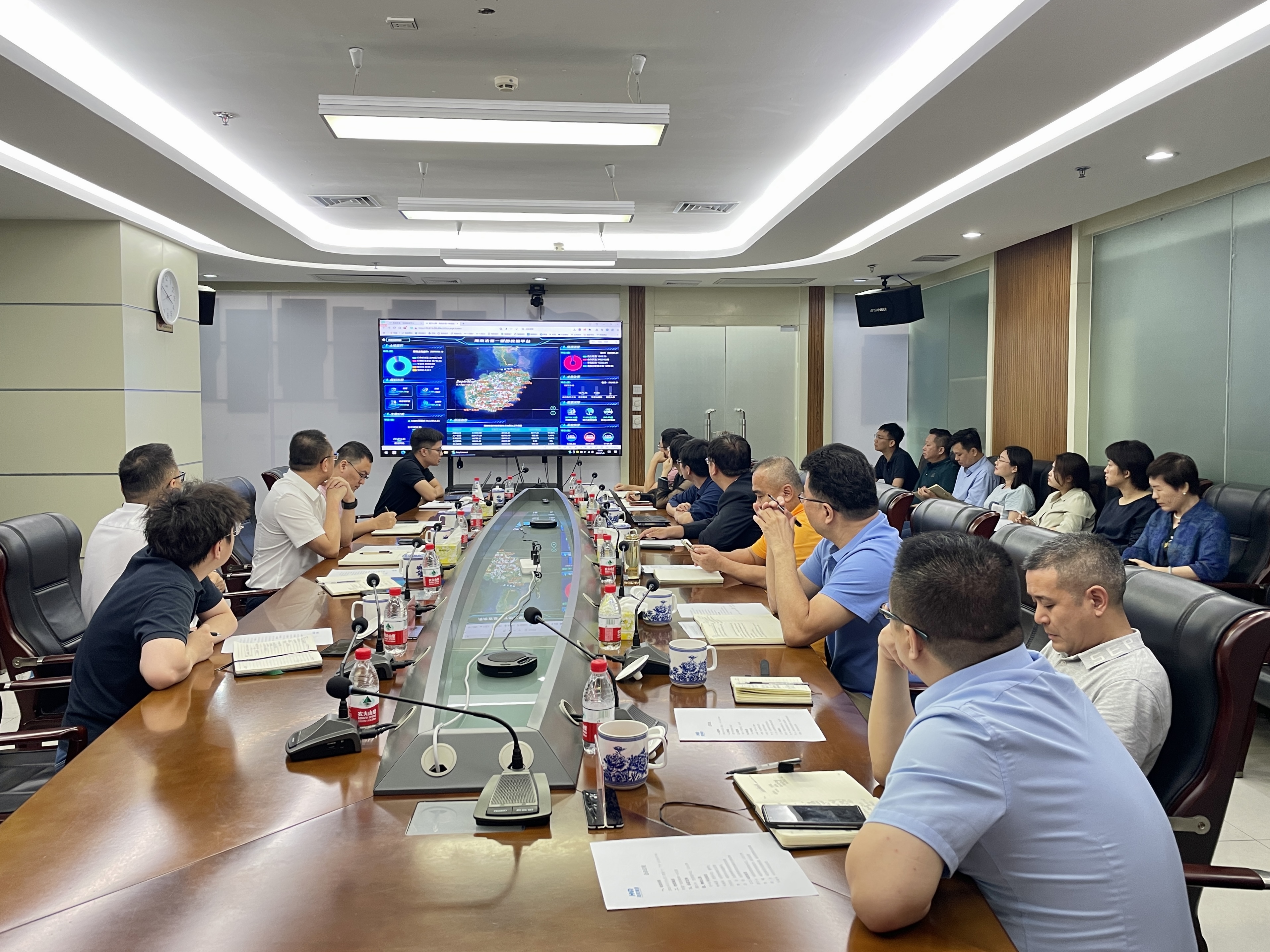 710c6d339ad940c28b44516235f11e58