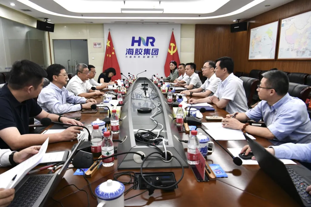 f878d449bc2142c58bbb95f86fd36137